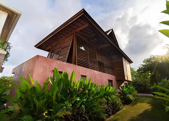 Kado Kubu Modern Tropical 2br Pink With Sky Pool With Ocean Views In