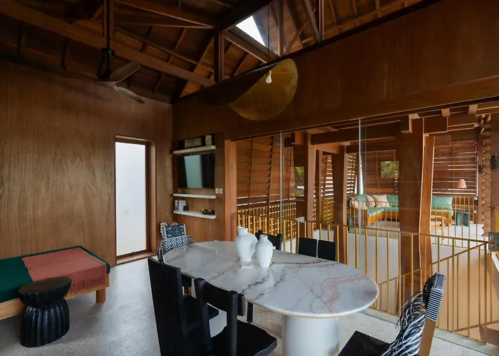 Kado Kubu Modern Tropical 2br Pink With Sky Pool With Ocean Views In Villa