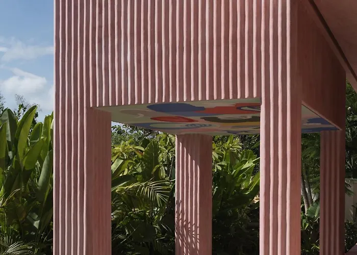 Kado Kubu Modern Tropical 2br Pink With Sky Pool With Ocean Views In
