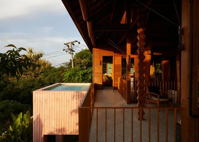 Kado Kubu Modern Tropical 2br Pink With Sky Pool With Ocean Views In * Uluwatu (Bali)