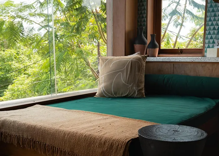 Kado Kubu Modern Tropical 2br Pink With Sky Pool With Ocean Views In * Uluwatu (Bali)